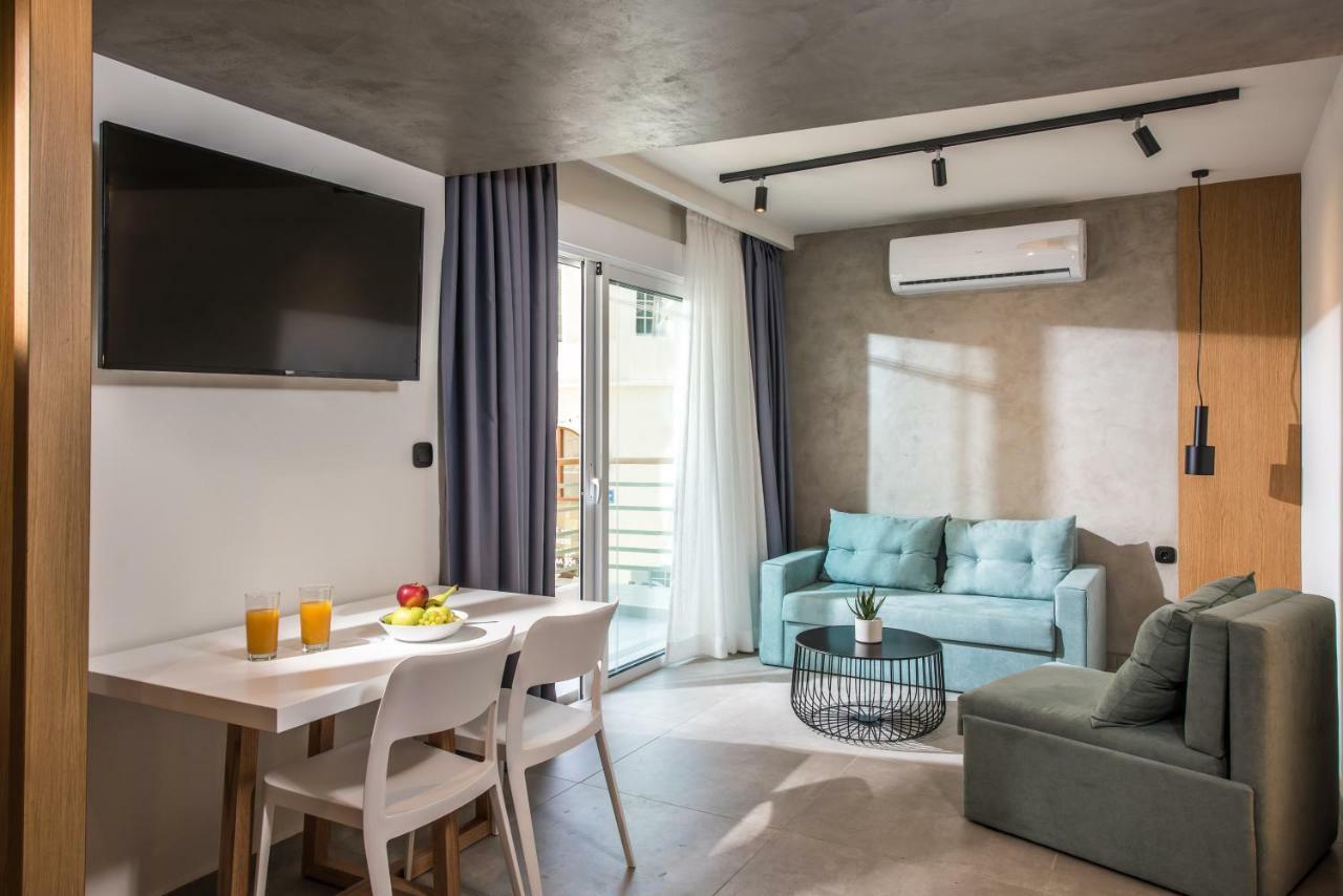 King'S Blue, Urban Suites Heraklion  Exterior photo